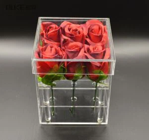 Doorzichtige acryl bloemendoos